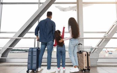 Traveling This Summer? Here’s How to Keep Your Finances Stress-Free