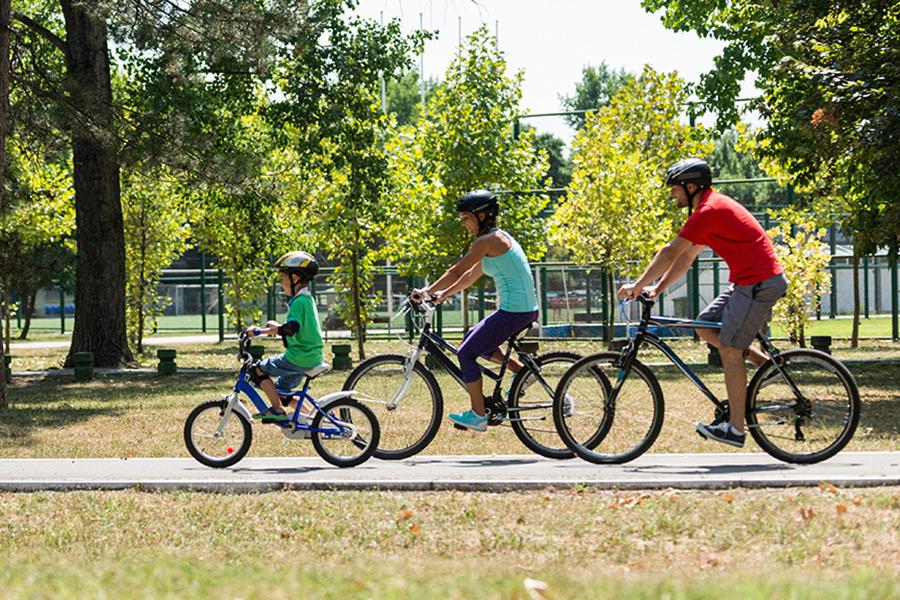 Family biking in Bozeman's Bike for Better Tomorrows event